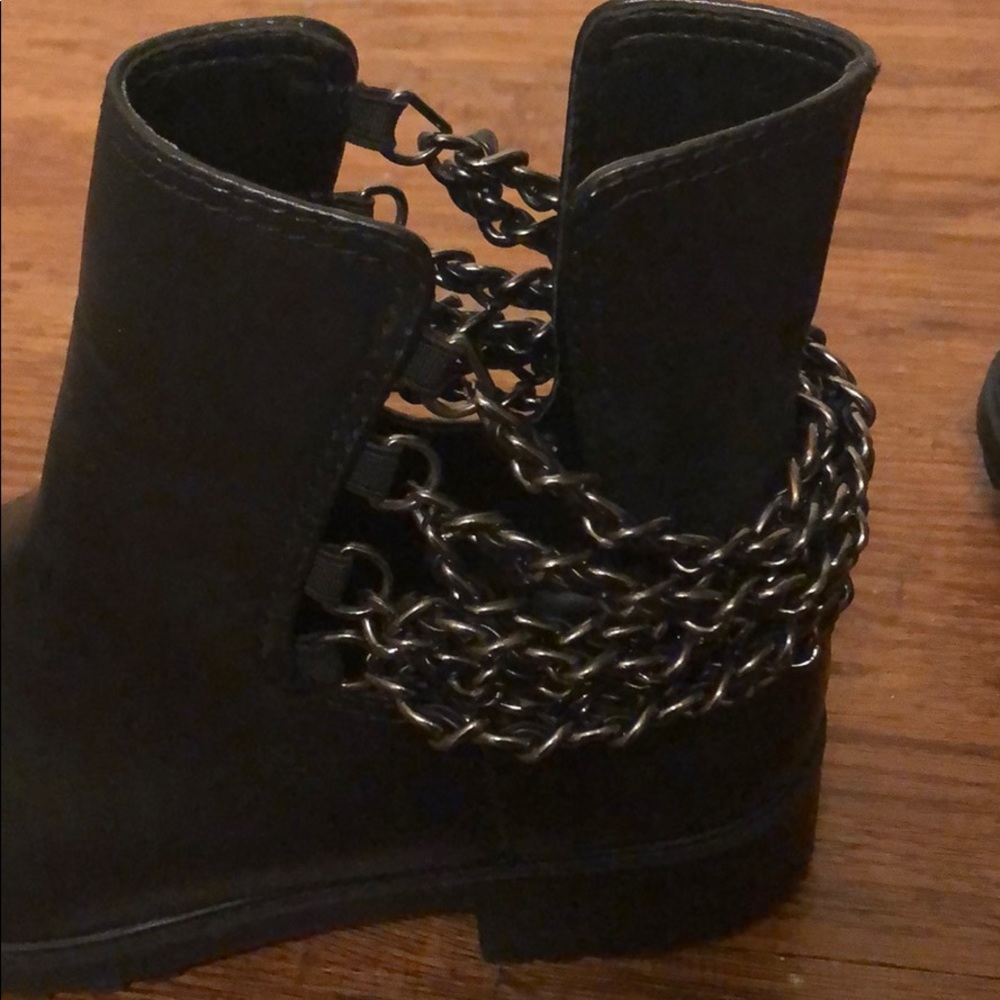 Zara chain booties